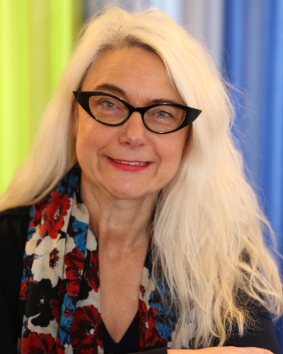 Dr. Giel, Barbara